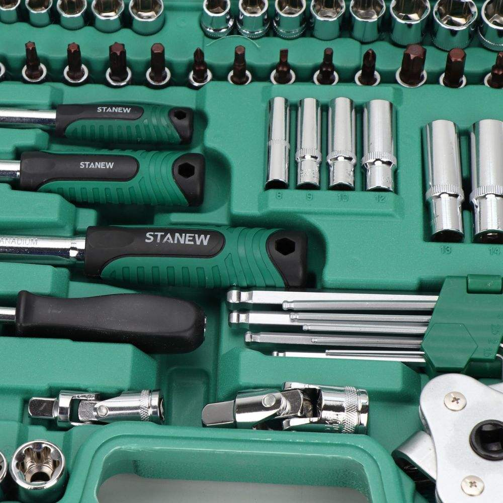 121-piece auto repair tool set ratchet wrench car repair vehicle combination carbon steel