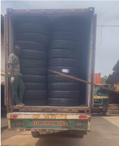 High-density curtain fabric layer car tires enhance puncture resistance, reduce braking distance in rainy days, and bid farewell to the risk of skidding